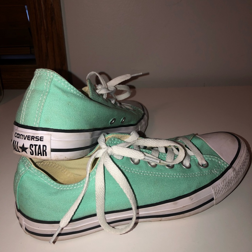 Converse Chuck Taylor Low Sneakers